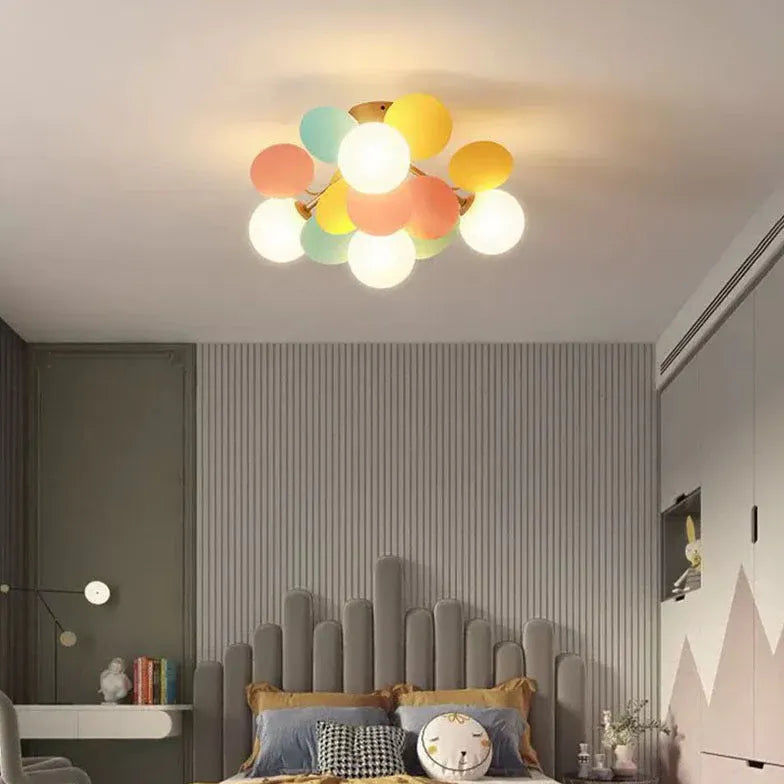 Lampara techo colores diseño nórdico para habitación infantil