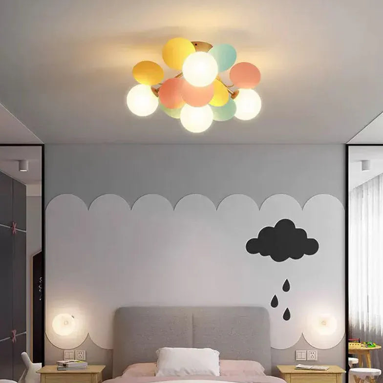 Lampara techo colores diseño nórdico para habitación infantil