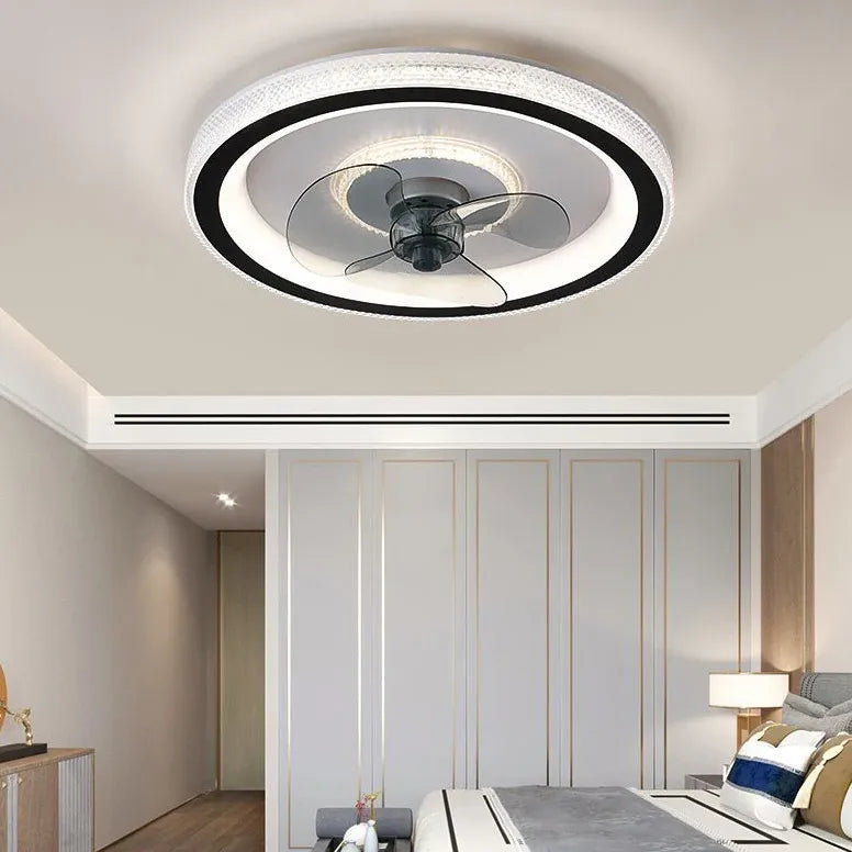 Ventilador blanco de techo con luz diseño moderno simplista