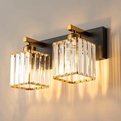 Apliques de pared de laton LED cuadrada dorada para baño