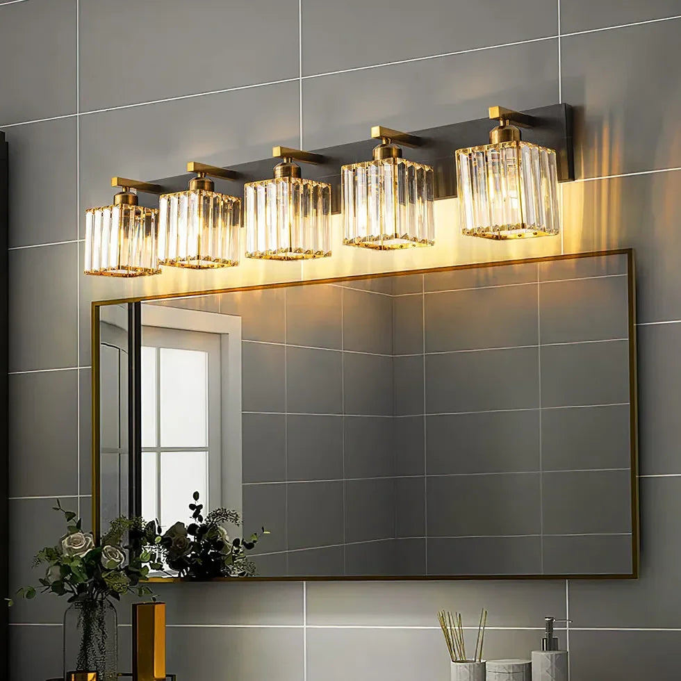 Apliques de pared de laton LED cuadrada dorada para baño