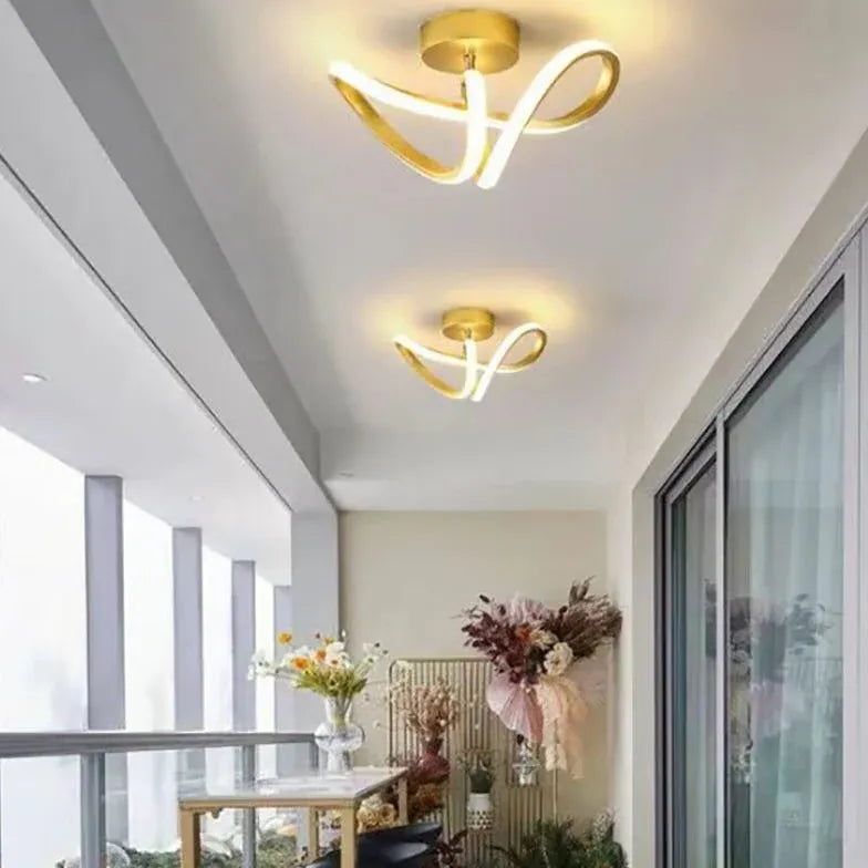 Irregular Two-Tone Ring Modern Ceiling Light