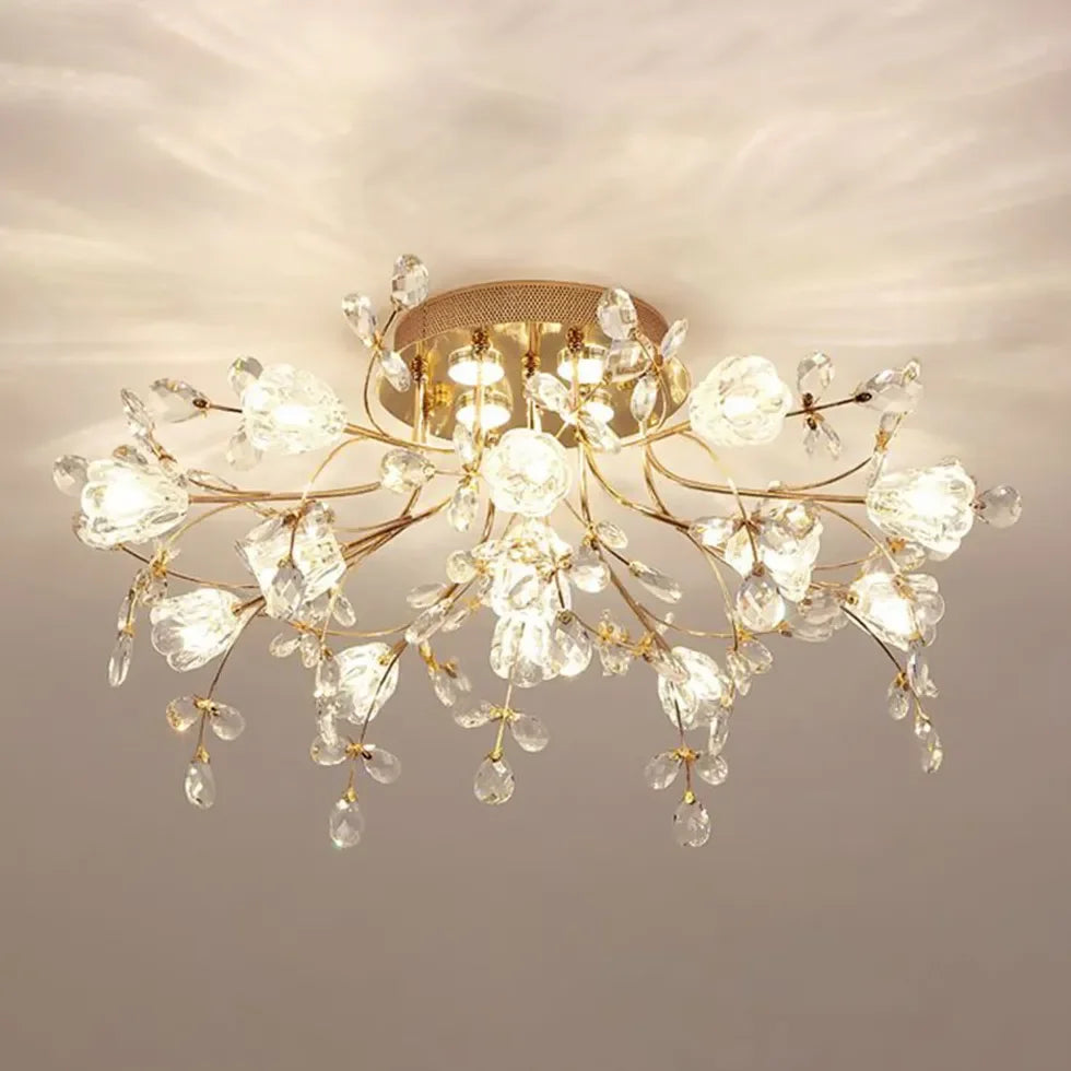 Lámpara de techo de cristal dorada con diseño floral LED de lujo para salón