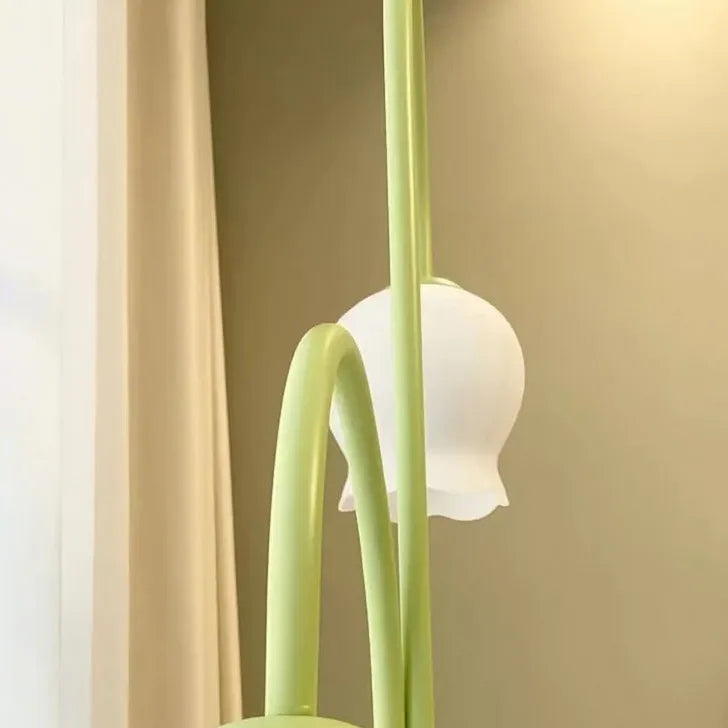 Multi-Head White Flower Green Floor Lamp