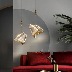 Lámpara Colgante Mariposas LED Moderna Dorada para Mesita de Noche