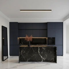 Plafón lineal minimalista regulable de metal negro para salón