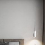 Lámpara colgante minimalista de gota LED regulable en altura para mesita de noche