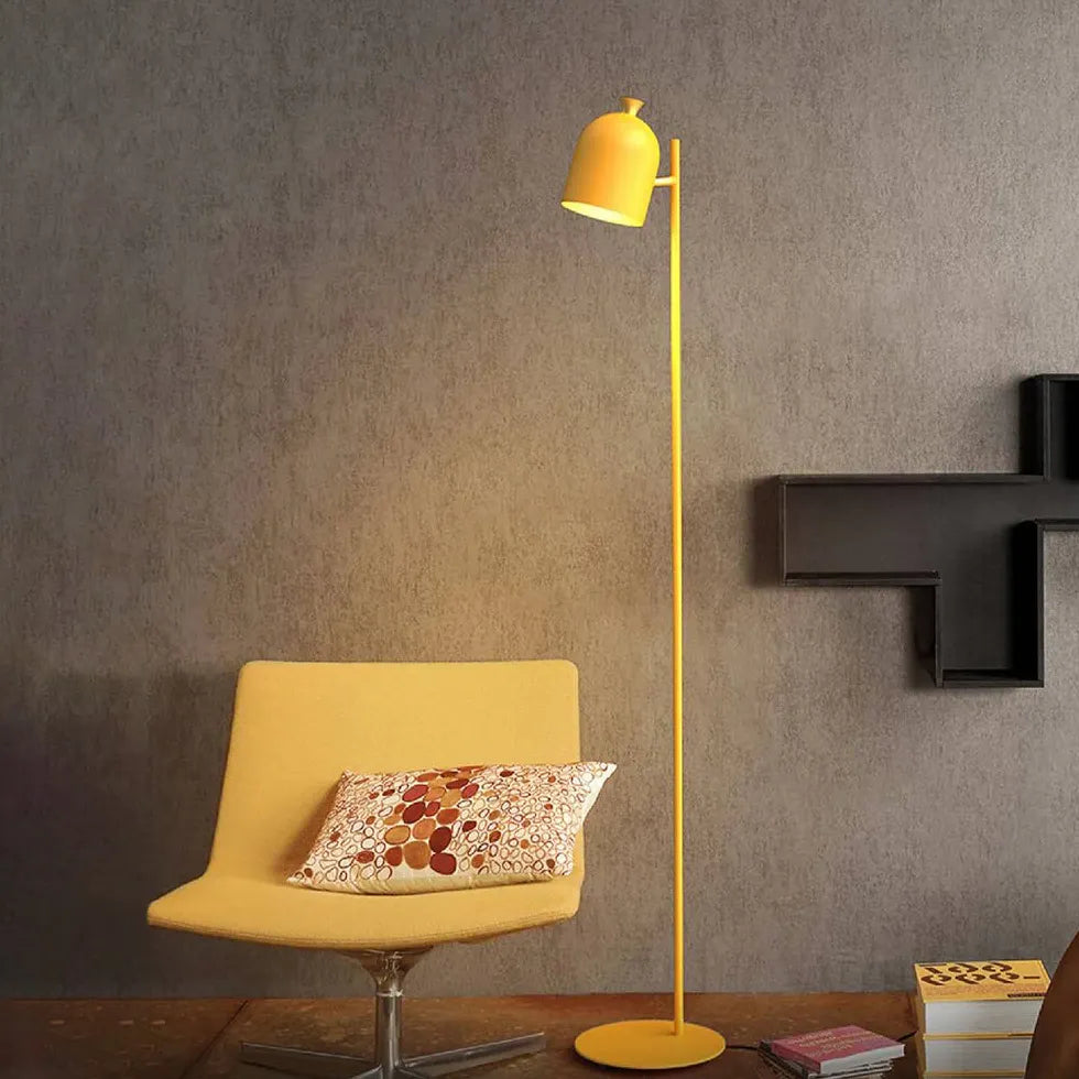 Adjustable Head Straight Rod Minimalist Floor Lamp