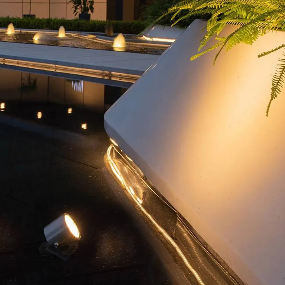 Luces led para fuentes de agua en jardín exterior