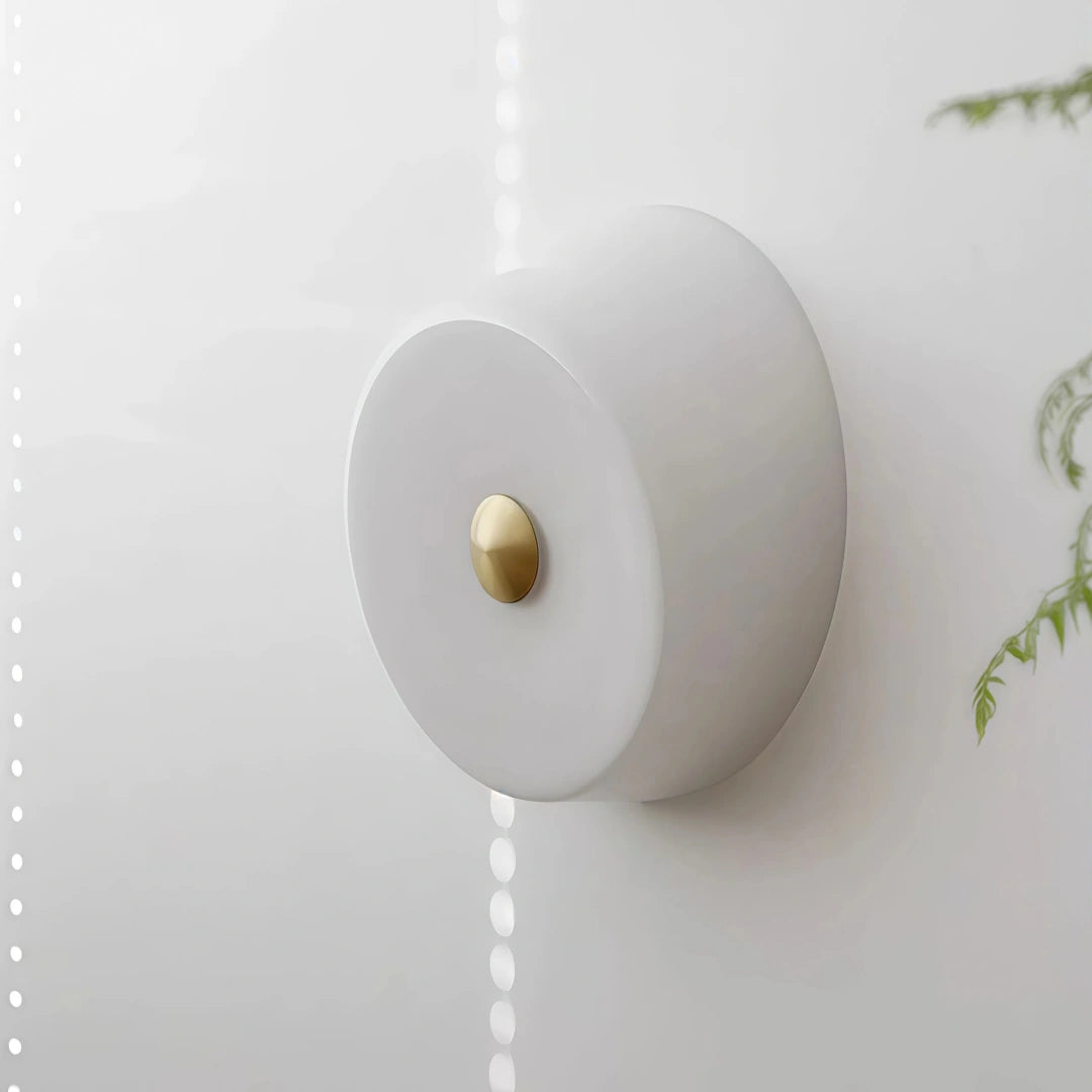 Aplique de pared de vidrio vintage en tono crema para pasillo