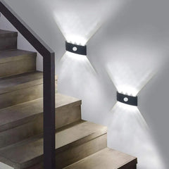 Foco de Pared Exterior con Sensor y Doble Iluminación