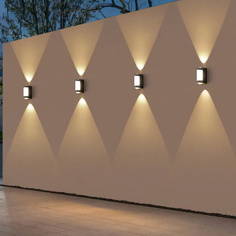 Iluminación de pared exterior LED blanca 