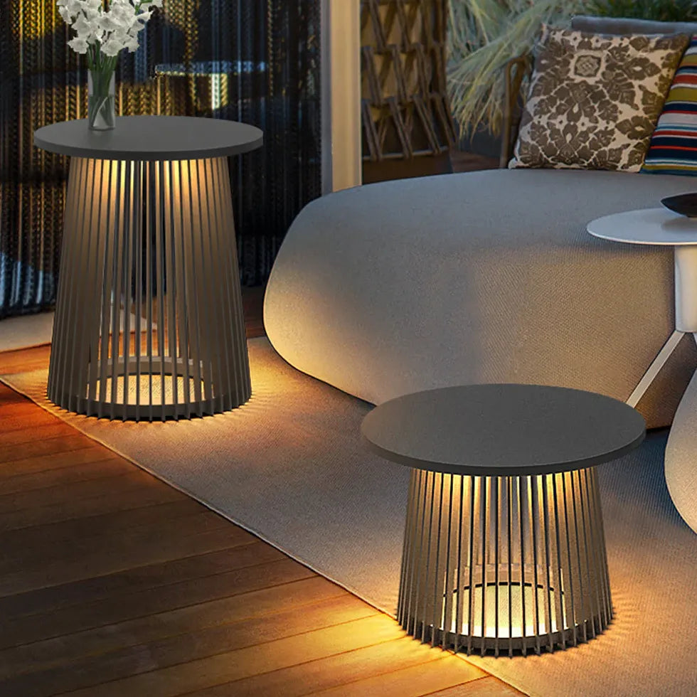 Round Table Outdoor Floor Lamps