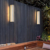 Aplique de pared exterior solar moderno LED IP65 con pantalla estriada para porche