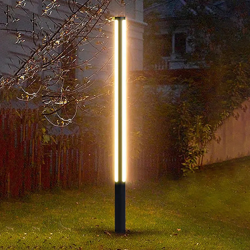 Postes de luz exterior para jardines con LED