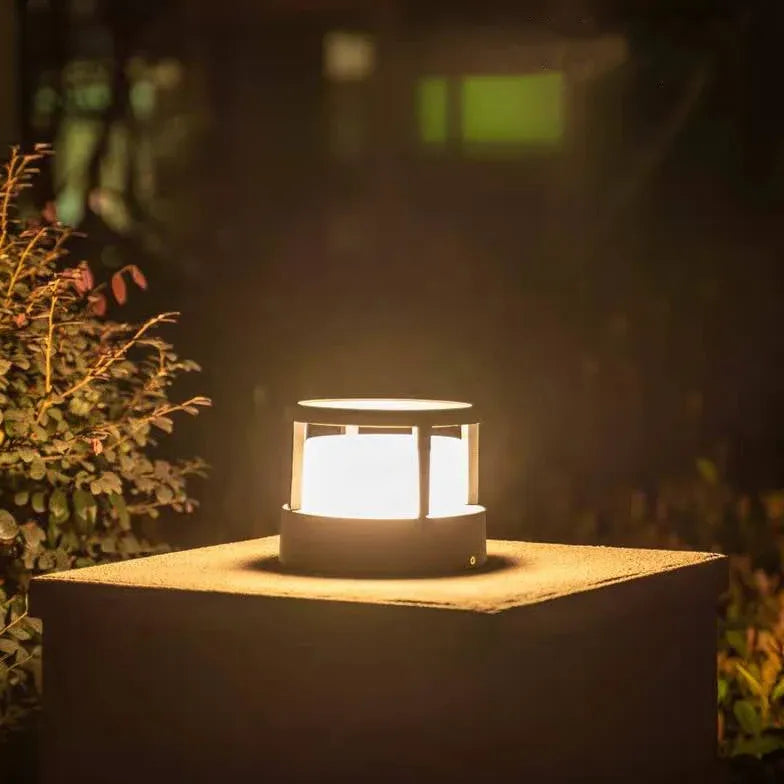 Dimmable Solar Black Outdoor Pillar Lights