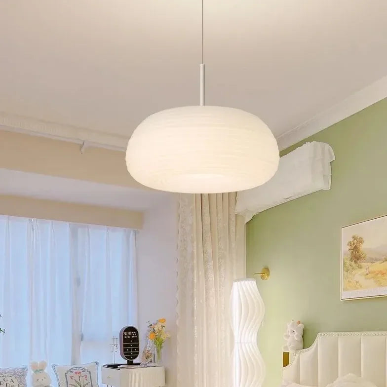 Lampara techo colgante blanca diseño redondo estilo crema